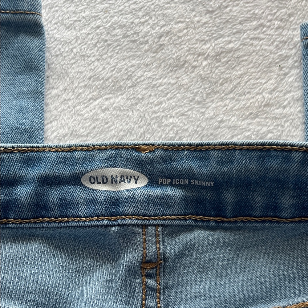Old Navy Women's Sky Blue Straight Leg Jeans - Picture 2 of 7